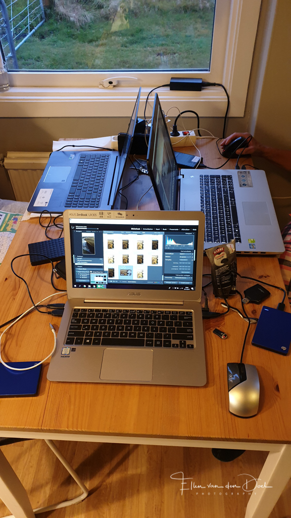 Avondje achter de computer