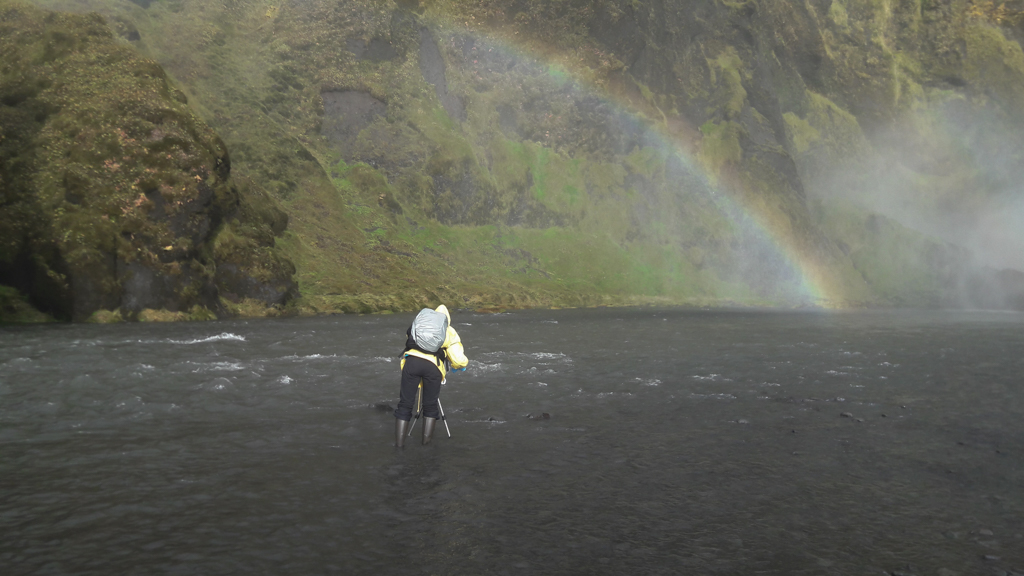 Ingepakt de Skogafoss fotograferen