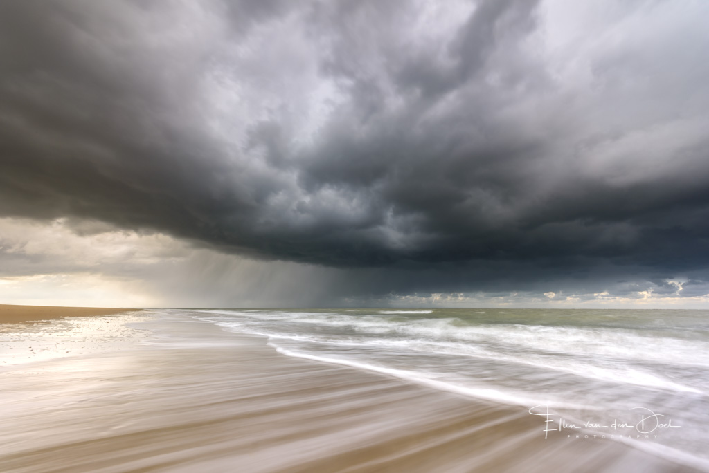 Buien aan zee